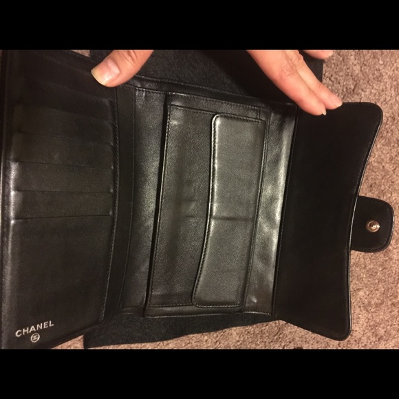 Chanel Wallet authentic - Picture 2 of 12